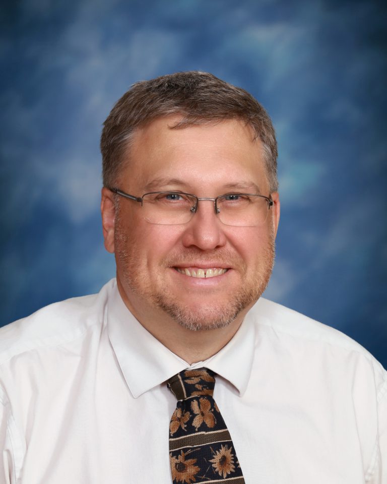 Wiks_Jason_2Q4TSG7G R.F. Staples Secondary School