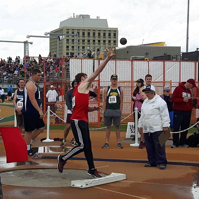 Staples High School Running at Elise Gibson blog